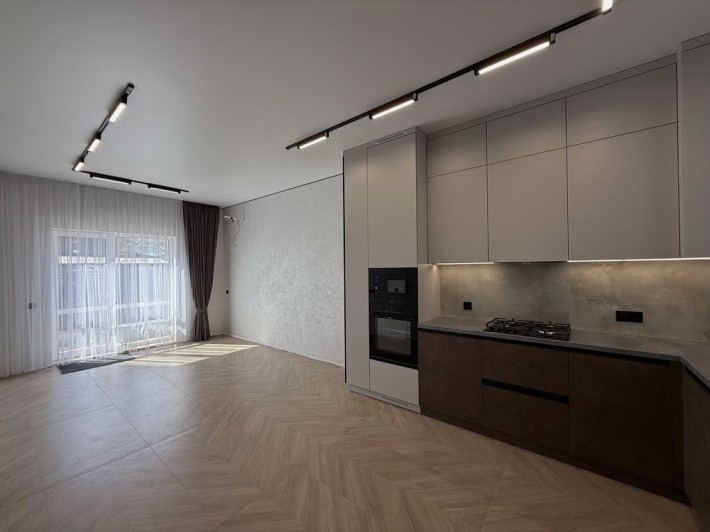 Окремий  будинок з новим ремонтом! Ще ніхто не жив - фото 1