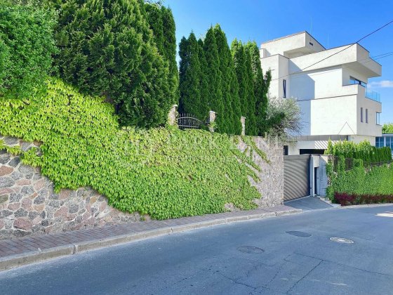 Сучасний будинок біля центру Києва. Солом'янка. Без комісії. Киев