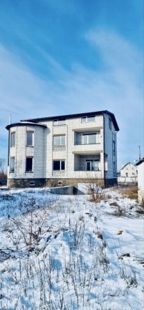 Продається будинок в мальовничому місці. Є власне бомбосховище. - фото 1