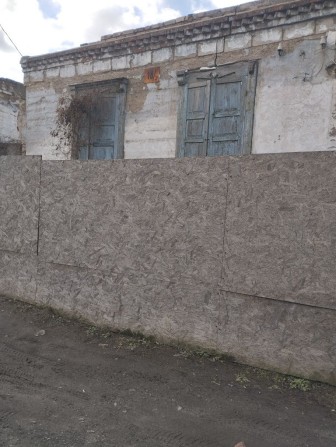 Продам недорого приватизованний будинок поряд з ж.м. Парус - фото 1