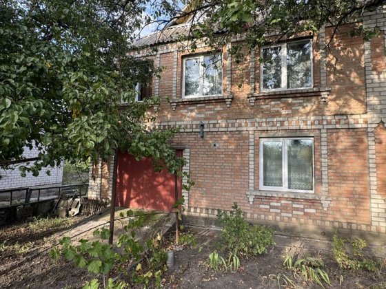 Продам двоповерховий будинок Кропивницкий