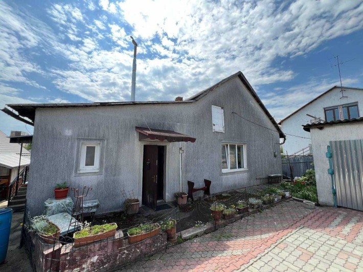 Частина будинку з окремим входом на Сихові по вул. Бережанська - фото 1