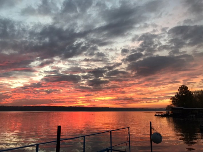 Продам возле Эпицентра домик на причале  5/1 - фото 1