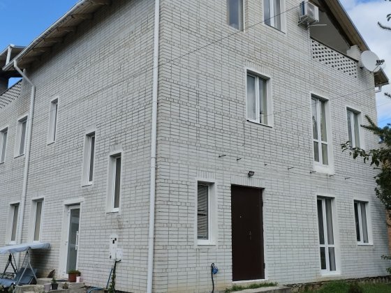 Будинок, Винники, три окремих входи.,396м.кв. Львів