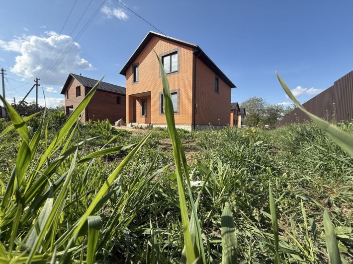 Продам будинок в чистовому та опаленням - фото 1