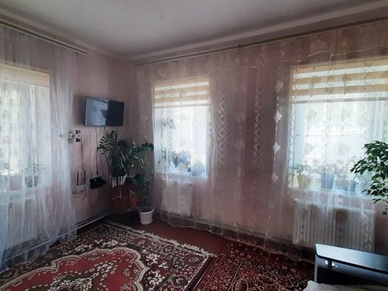 Продам половину будинку з великою земельною ділянкою на В.Балці Кропивницкий