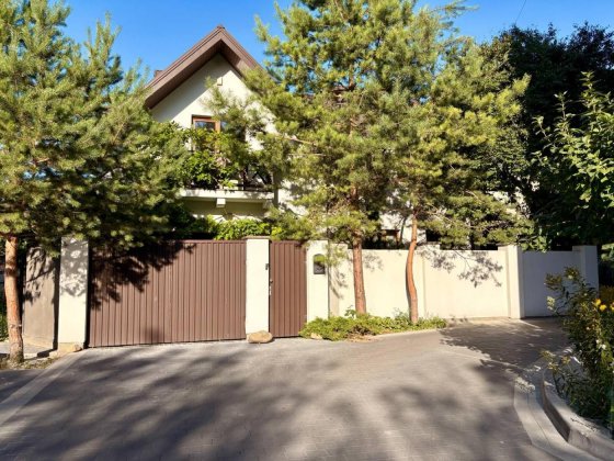 Продаж сучасного окремостоячого будинку по вул.Окружна Львів