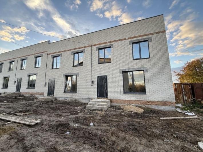 Таунхаус в місті 78 м2 власна ділнка дві спальні р-н Чехова - фото 1