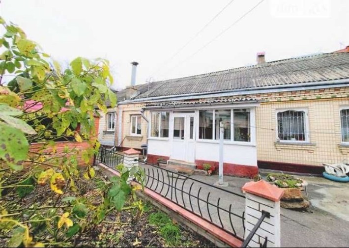 Продам чвстину будинка в Центрі Вінниці - фото 1