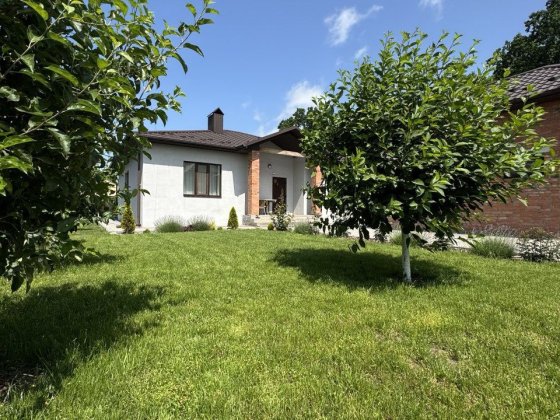 Продається чудовий господарський будинок Винница