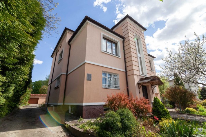 Продається будинок вул.Херсонська (Кибальчича) біля парку Залізна вода - фото 1