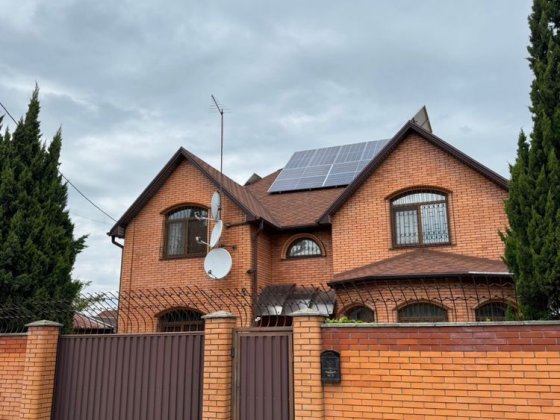 Продаж 2 поверхового будинку з гаражем, 9,5 соток, 235 кв.м, 5 кімнат Запоріжжя