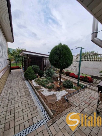 Продаж будинку по вул. Руставелі - фото 1