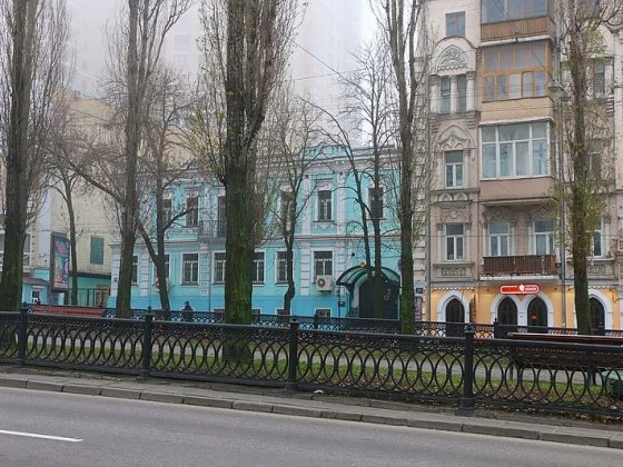 Сдам кухню ресторана центр Киева в долгострочную аренду Киев