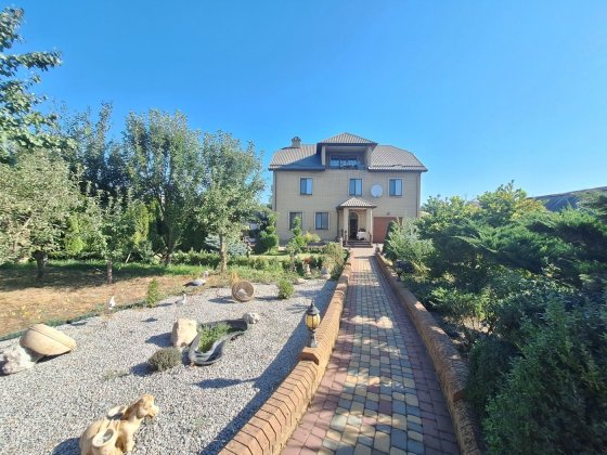 Продаж великого будинку для родини у Запоріжжі Запорожье