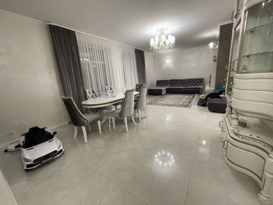 Сучасний, новий облаштований Будинок , стан люкс Кропивницкий