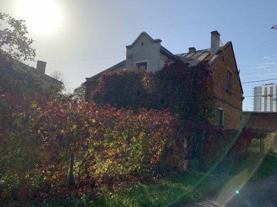 Будинок 123.м та Земельна ділянка, 8 сот, м.Львів вул. Кондратюка Львів