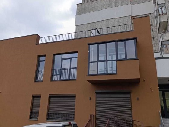 Продаж частини будинку вул. Пасічна (Китайська) з сучасним ремонтом