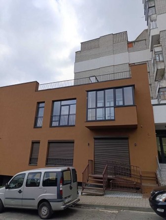 Продаж частини будинку вул. Пасічна (Китайська) з сучасним ремонтом - фото 1