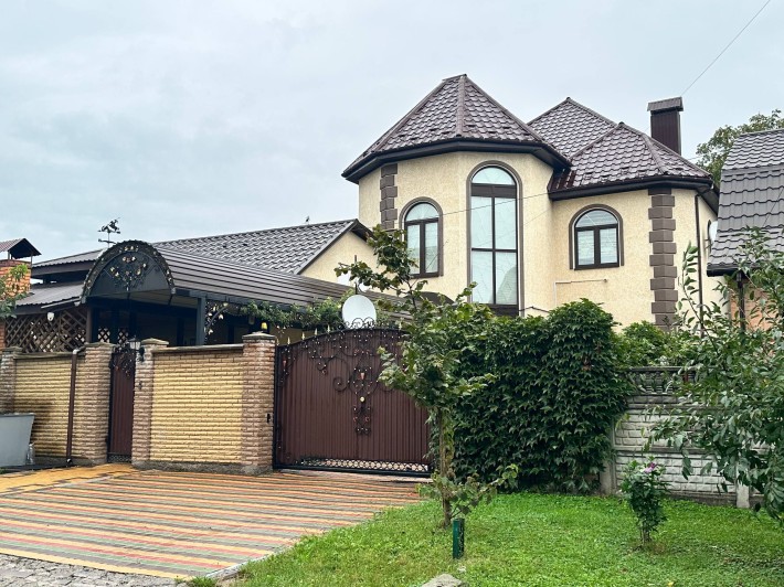 БЕЗ КОМІСІЇ ДЛЯ ПОКУПЦЯ Двоповерховий будинок з ремонтом 250 кв м! - фото 1