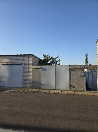 Продаю будинок відмінний стан з ділянкою 5 соток 1-й пров. Прибузький - фото 1