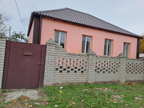 Продам дом Клочко р-н Совхозной 101кв. ТРИ РАЗДЕЛЬНЫЕ спальни, ГАРАЖ Днепр