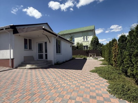 Окремий будинок з ремонтом ! Кропивницький