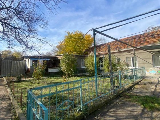 Дом 122м на участке 10 соток с госактом. Слободка.