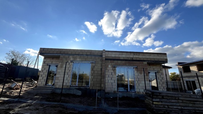 Одноповерховий дуплекс біля ліцею 79 м2 в Софіївський Борщагівці-БЕЗ % - фото 1