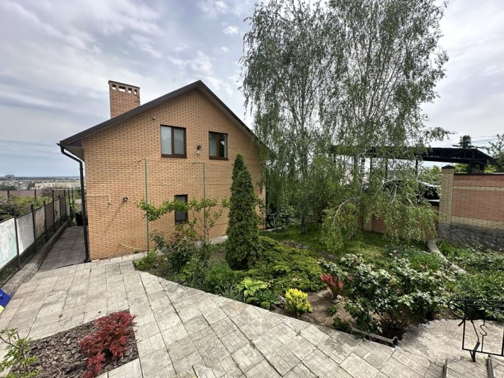 Продаж будинок Ж/М Перемога між Ж/М Сокіл - фото 1