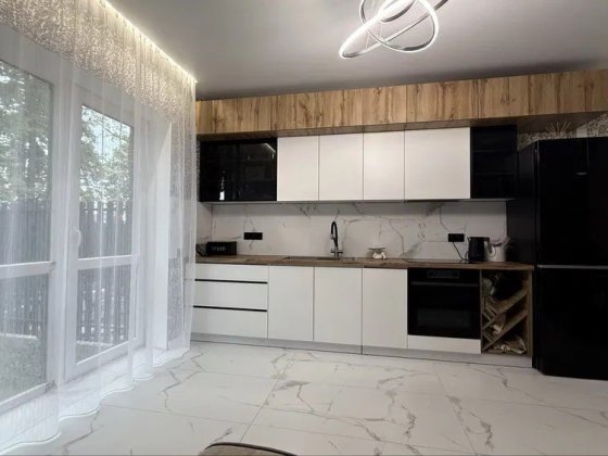 Продається сучасний двоповерховий таунхаус Одесса