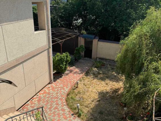 Продам 2х эт Дом на !0 ст Б. Фонтана ул Цветочная Одеса