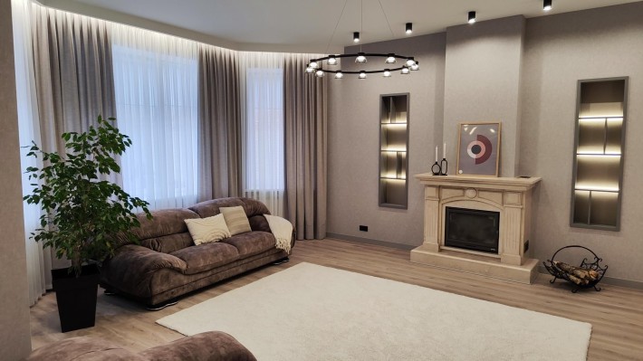 Дом на Даче Ковалевского (155-512) - фото 1