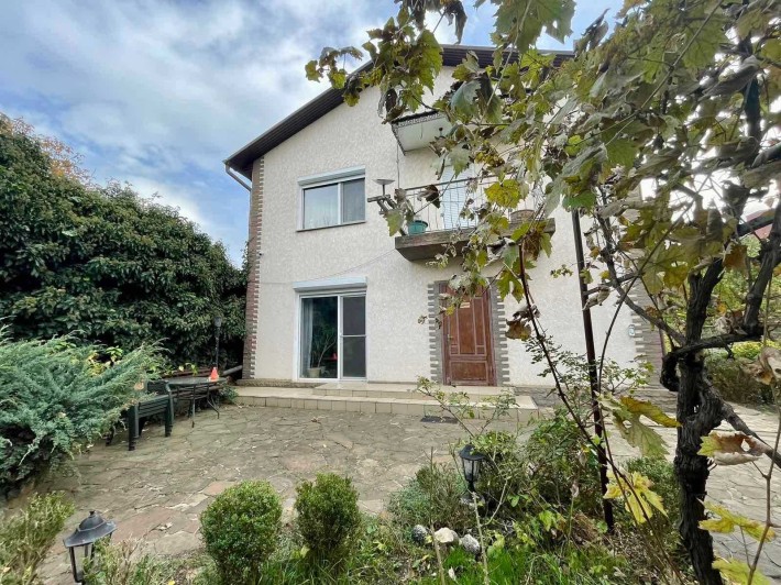 Капитальный дом с ремонтом на Черёмушках - фото 1