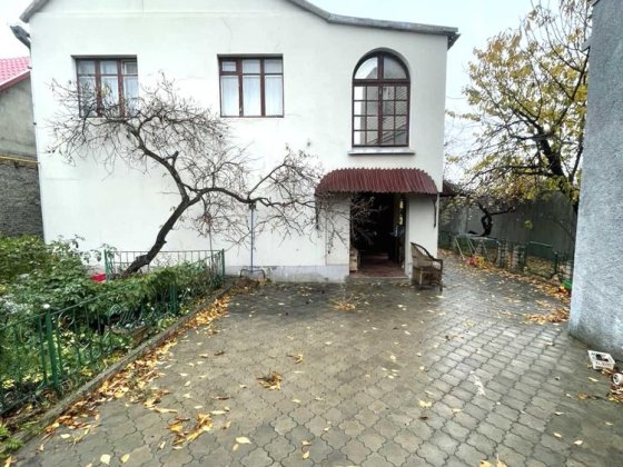 Продам 2-х этажный дом. Херсонское шоссе , ул.5-я Линия . 171 кв.м Николаев