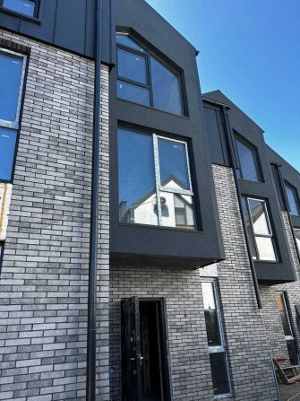 Без комісії, таунхаус площею 106м², меблі, техніка, парковка - фото 1