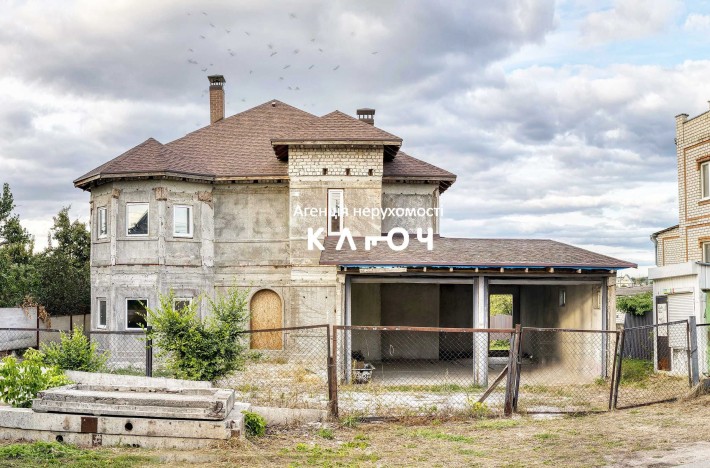 Продаж будинку на березі річки! - фото 1