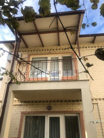 Продам 2 будинка  в  "Золотому трикутнику"  поруч з морем! - фото 1