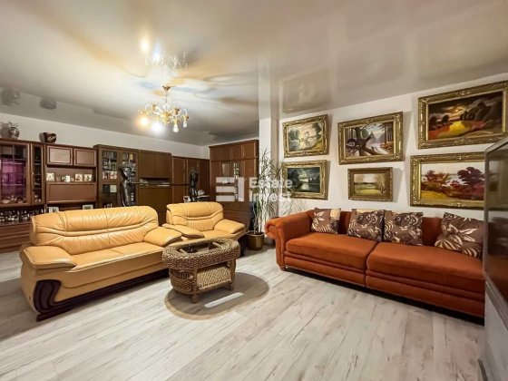 Продам дом с ремонтом на Шатиловке Харків