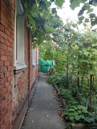 Продам пол кирпичного дома, Поселке Фрунзе (169162) - фото 1