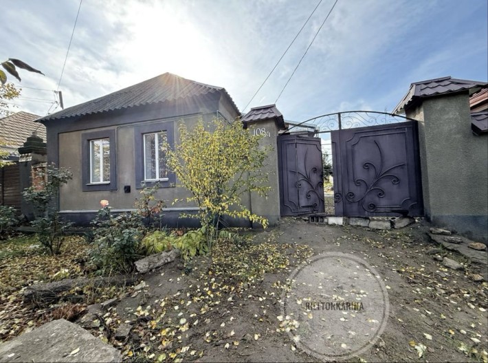 3х к. Дом в Корабельном р-н./Торговая - фото 1