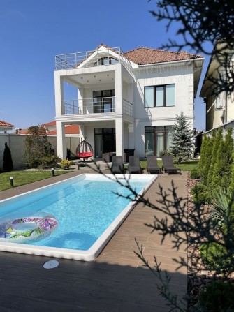 Стильный современный дом в Совиньоне - фото 1