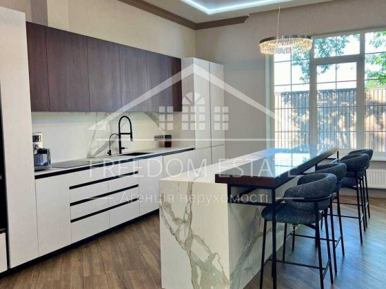 570тыс.$ ПРОДАЖА / Дом / Коттедж в элитном поселке / Лесное Харьков