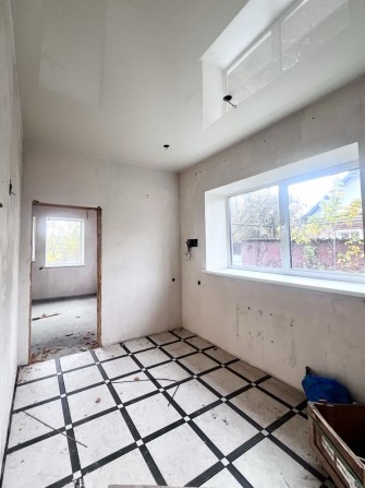 Без комісії. Ч/ будинку. 42 кв м, свій двір, заїзд. Новожаново. - фото 1