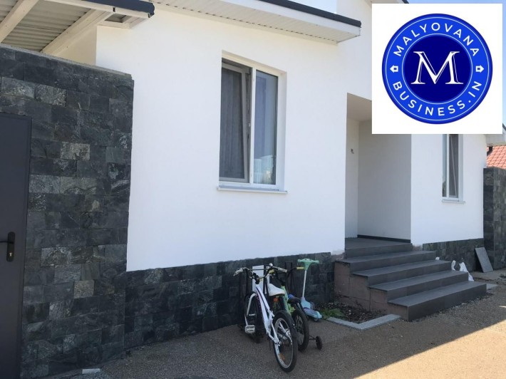 Одноповерховий будинок з басейном у Совіньйоні Марін ВІлас - фото 1