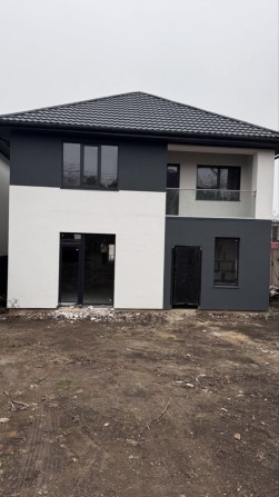 В продаже новый 2-этажный дом, Червоный хутор - фото 1