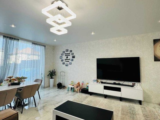 Без % Продаж будинку біля ліцею Петропавлівська Борщагівка Петропавлівська Борщагівка