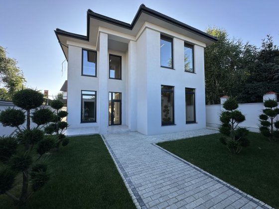 Новый шикарный дом в Совиньоне Одеса