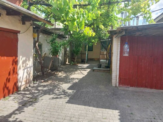 Продам отдельно стоящий дом в центре Слободки ул.Тихая Одесса