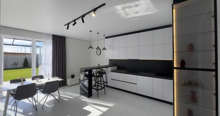 Продам дом с красивым ремонтом в Червоном Хуторе! Рассрочка! - фото 1